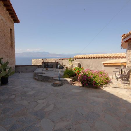 Fteri Stone House In Platanos, Akrata Apartment Luaran gambar