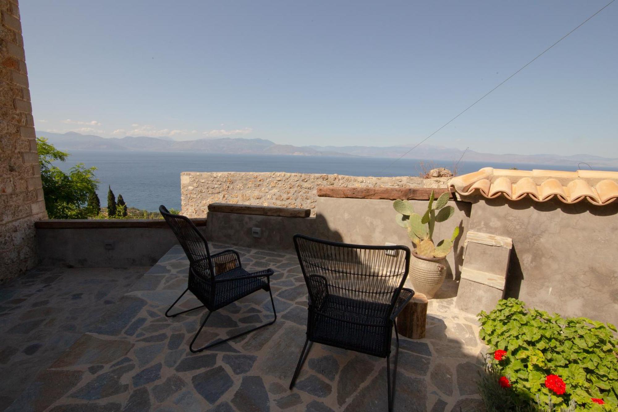 Fteri Stone House In Platanos, Akrata Apartment Luaran gambar