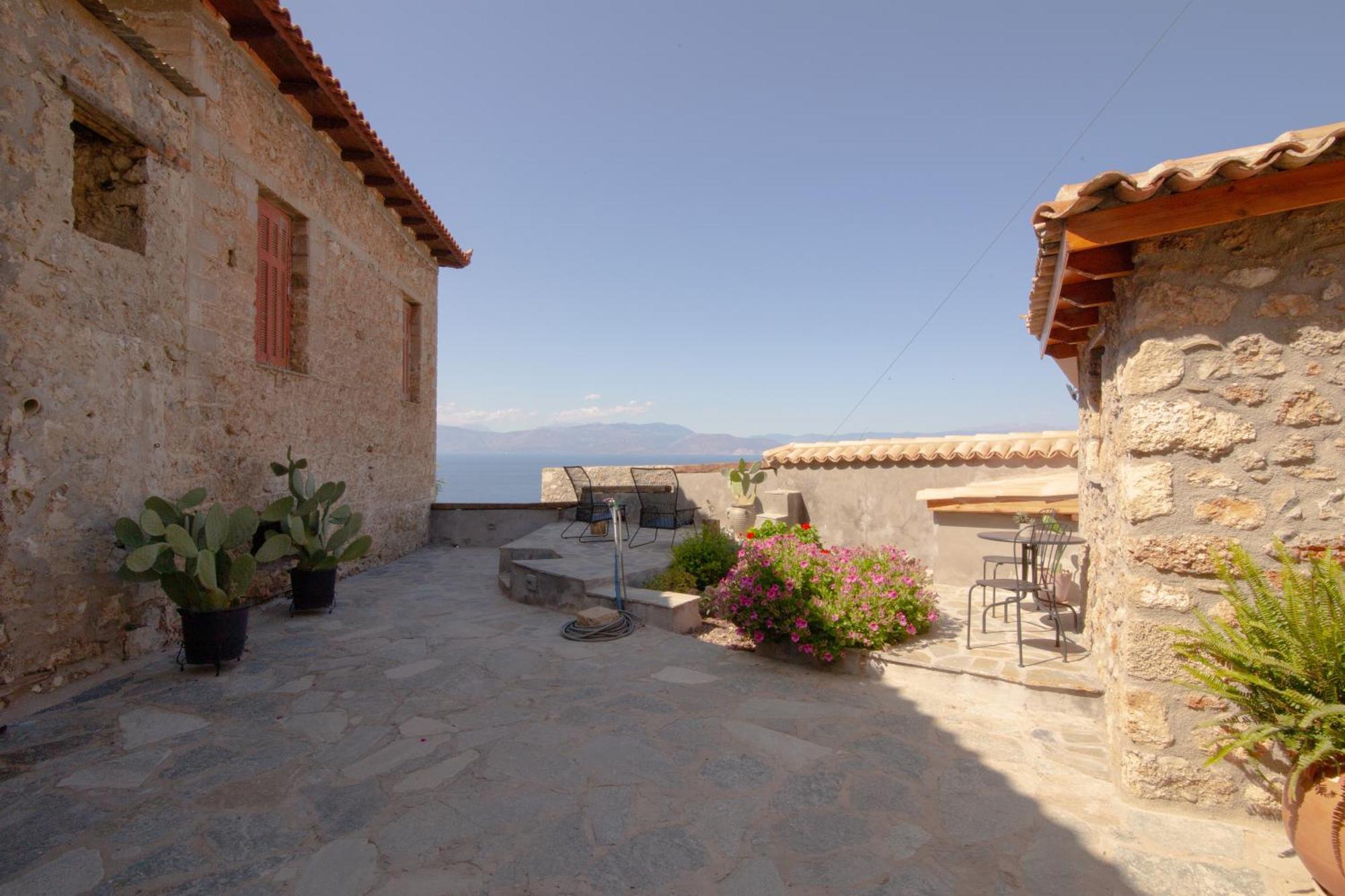 Fteri Stone House In Platanos, Akrata Apartment Luaran gambar